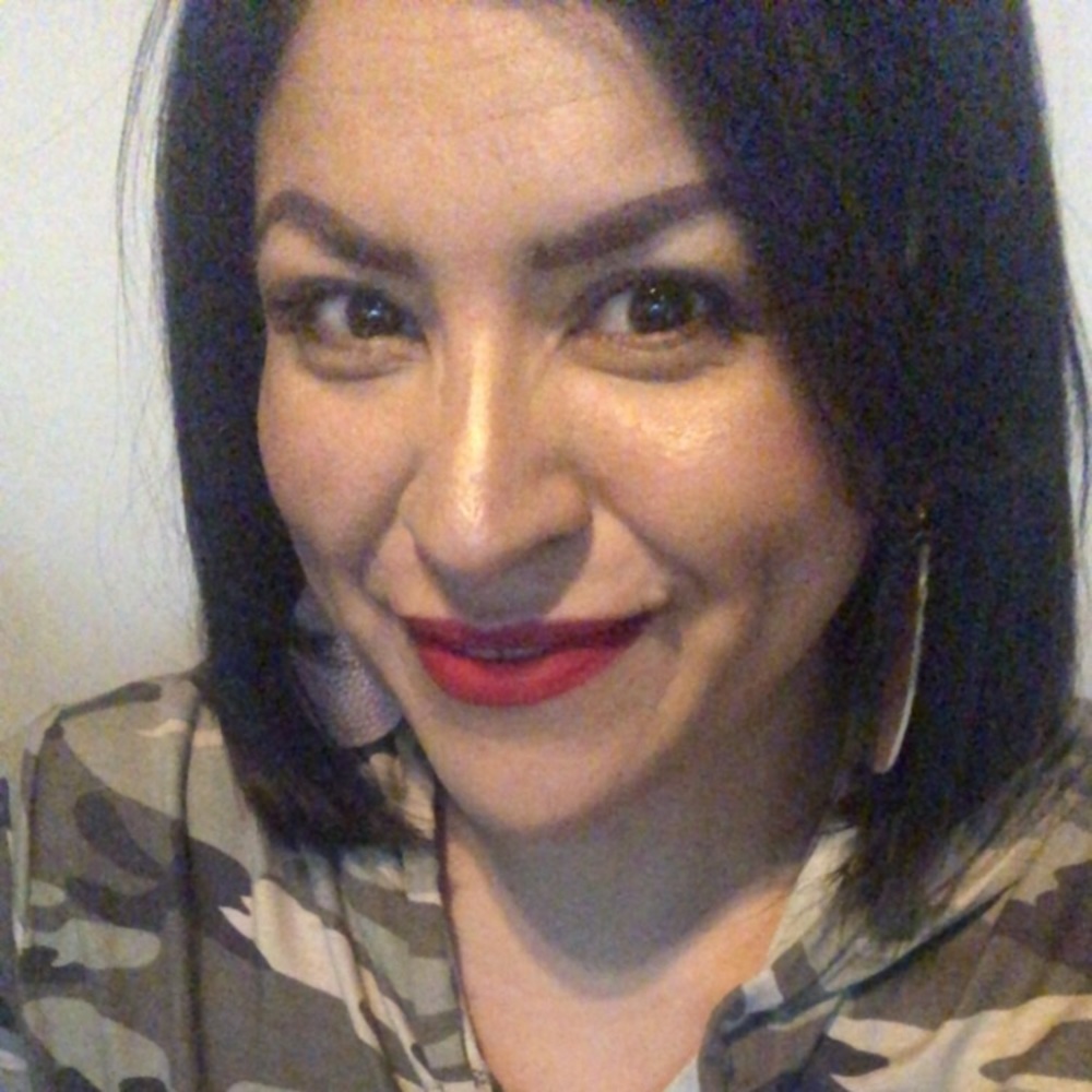 Meet your Posher, Cindy